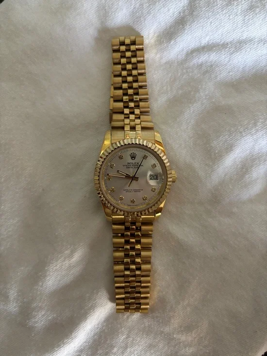 Luxury Watch - Picture 3 of 5